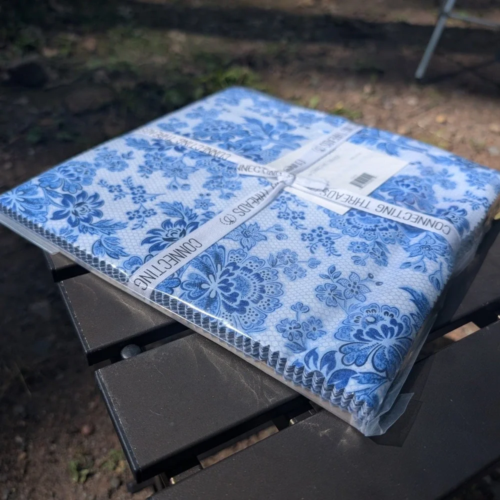 Connecting Threads Royal Delft Fabric Bundle Tea Time Wall Hanging Pattern Blue